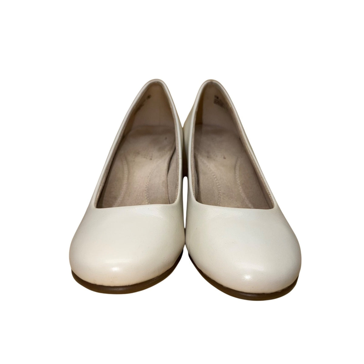 Aerosoles Women’s Ivory Leather Dolled Up Classic Pump Heels Size 8.5M