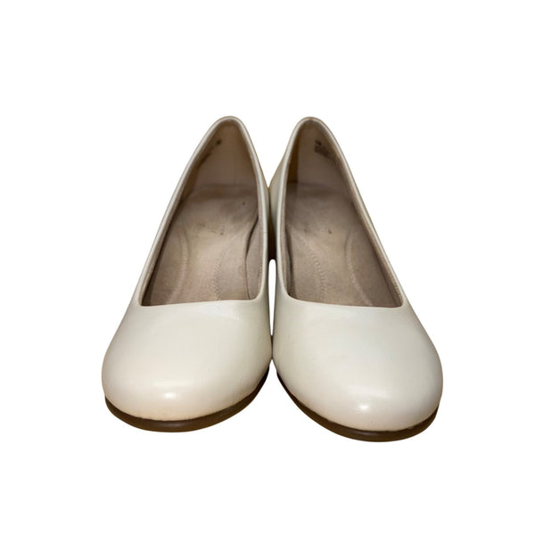 Aerosoles Women’s Ivory Leather Dolled Up Classic Pump Heels Size 8.5M