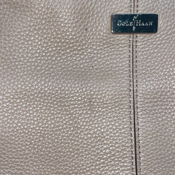 Cole Haan Women’s Tan Pebbled Leather Zippered Hobo Style Satchel Bag