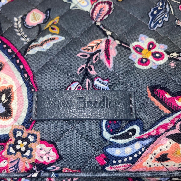 Vera Bradley Women’s Gray Quilted Floral Adjustable Strap Crossbody Bag