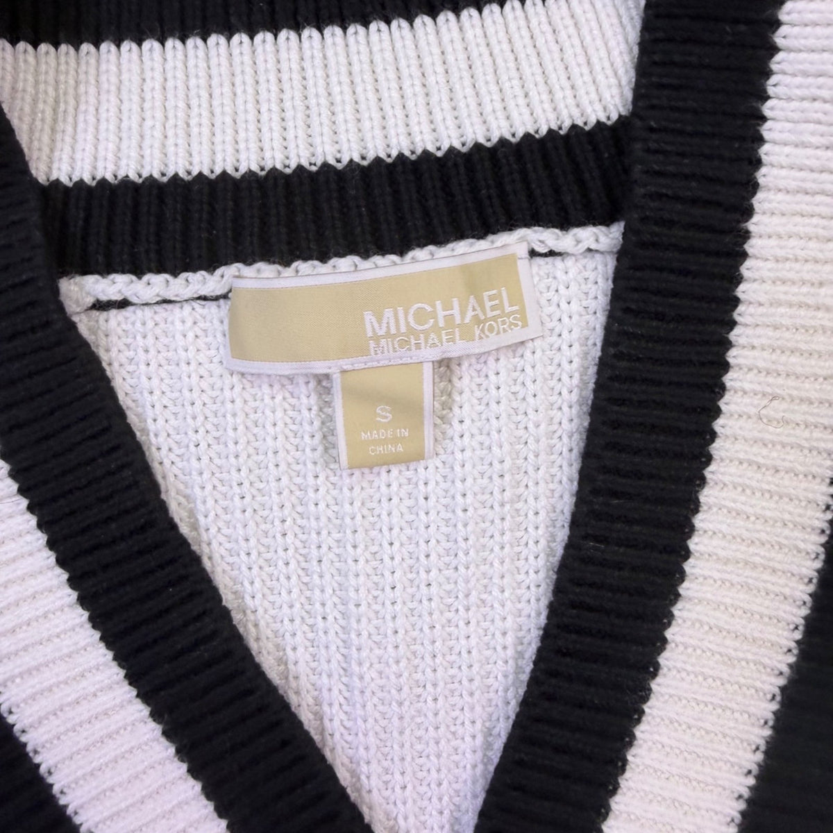 Michael Kors Womens White & Black  V-Neck Sweater Top Size S