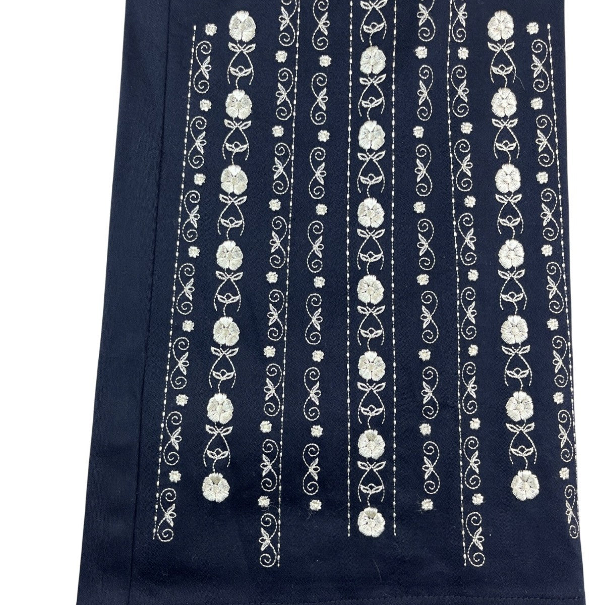 Inc Women’s Stretch Petite Black Flared Pants W/ Floral Embroidery Size 6P