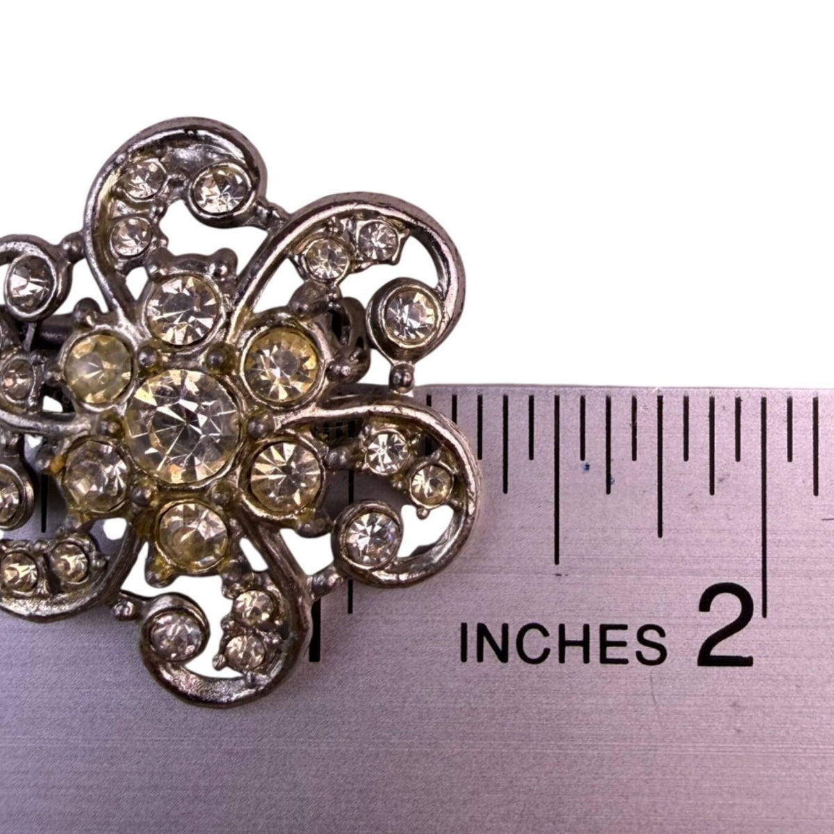 Vintage Unknown Silver Tone Floral Rhinestone Brooch Pin Jewelry