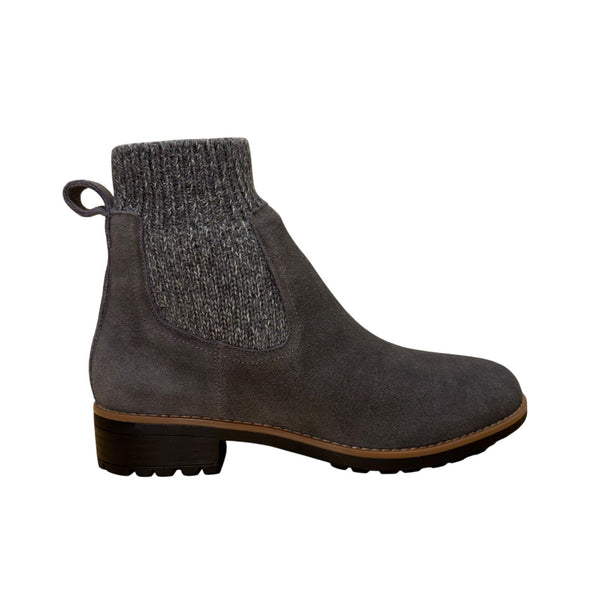 Violet & Red Women’s Gray Suede Slip-On Knit Trim Ankle Jaymie Boots Size 8.5M