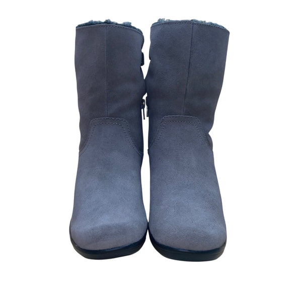Clarks Women’s Gray Faux Suede & Fur Lined Bendable Winter Heeled Boots Size 7M