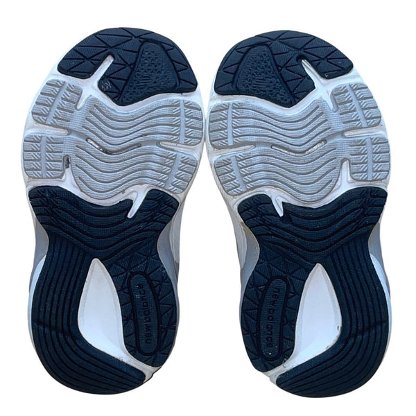 New Balance Kids Gray/White Mesh Suede 990 GL6 Athletic Running Shoes Size 4 US