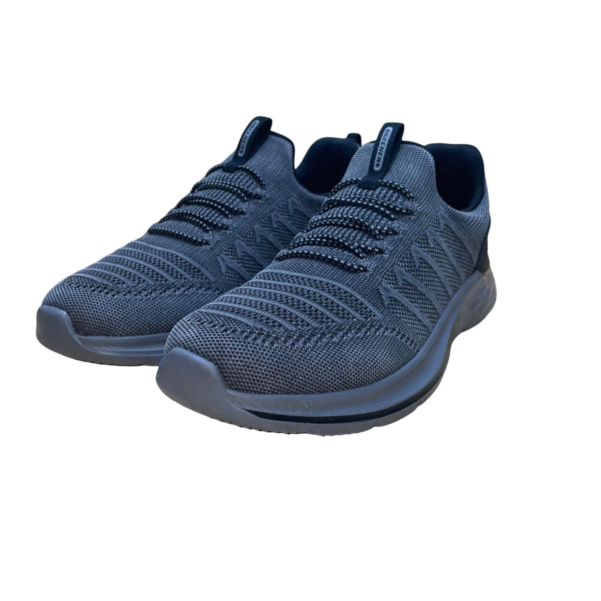 Skechers Men’s Black Breathable Mesh Athletic Walking Shoes Size 11
