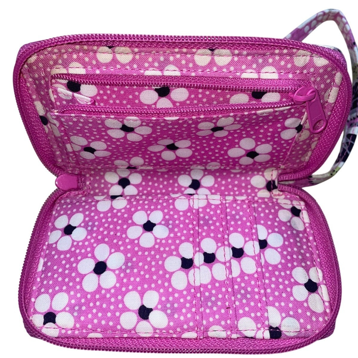 Vera Bradley Women’s Pink & Green Quilted Floral Print Adjustable Crossbody Bag