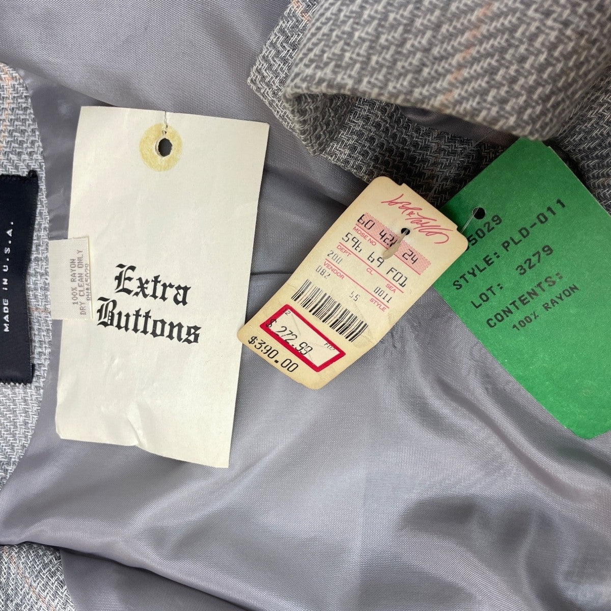 Herbert Grossman Womens Gray Plaid Button-Up Blazer Rayon Material Size 10 USA M