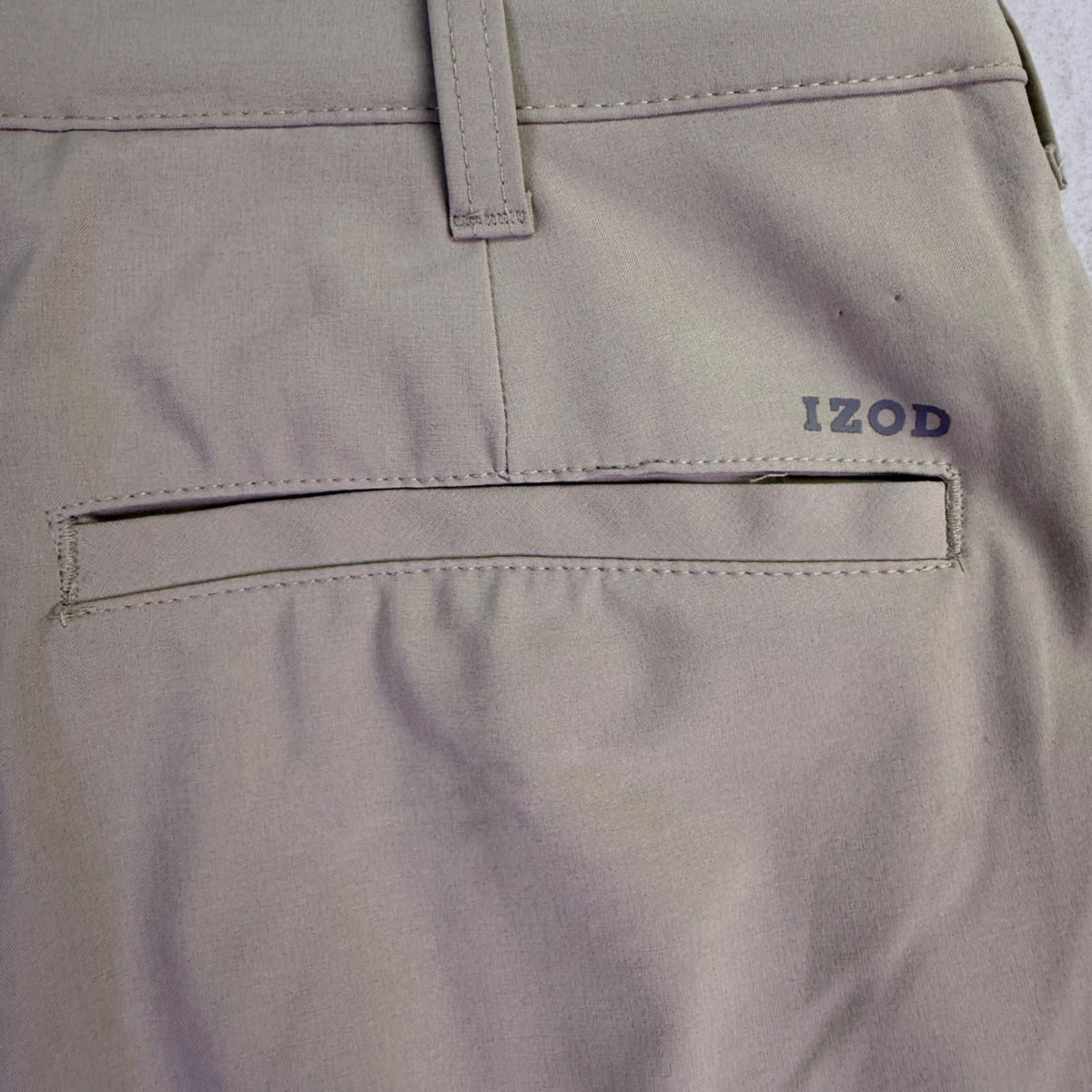 Izod Mens Beige Stretch Golf Pants With Flat Front & Belt Loops Size 32 L32