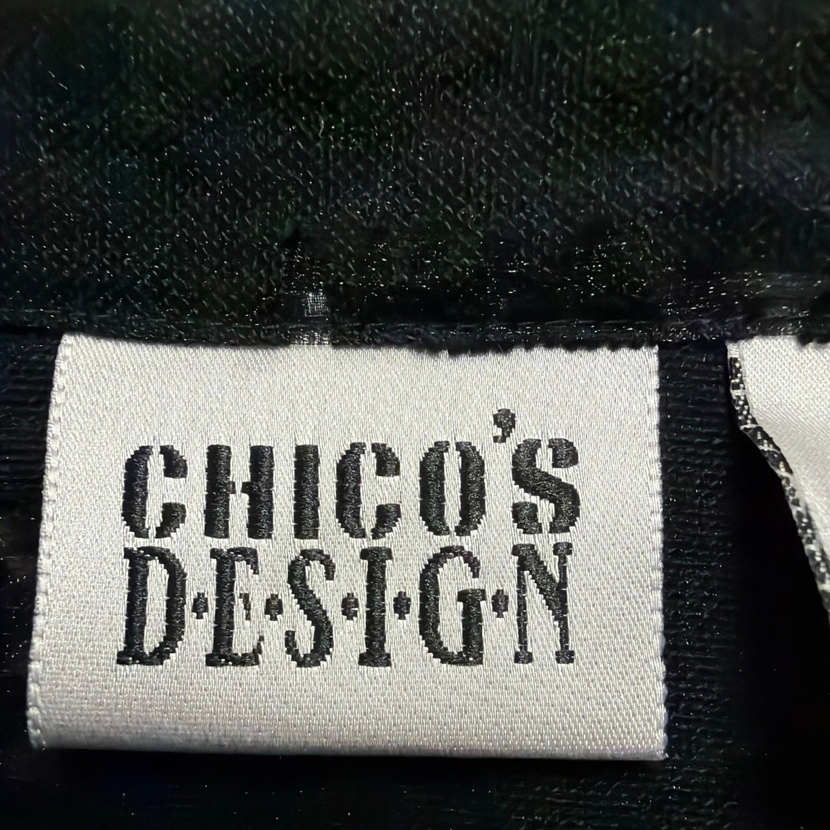 Chicos Womens Black  Button-Down Shirt 3/4 Sleeve Textured Size 2