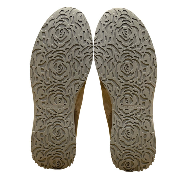Taryn Rose Women’s Gray & Rose Textile & Leather Mix Taryn Rose Size 7.5B