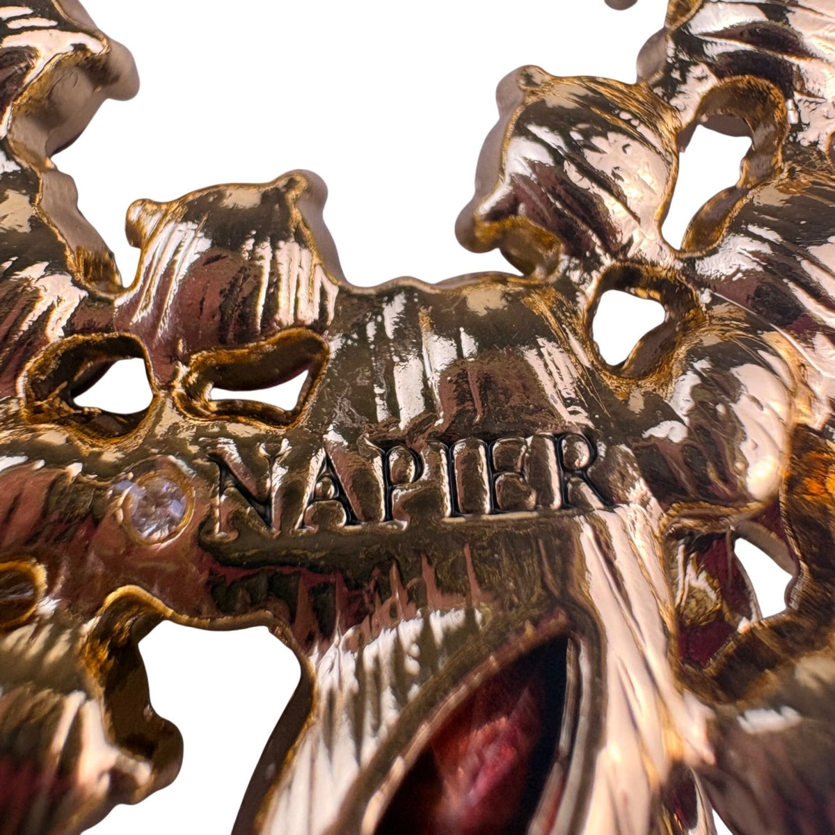 Napier Womens Gold Tone Red & Pink Rhinestone Wreath Brooch New In Box