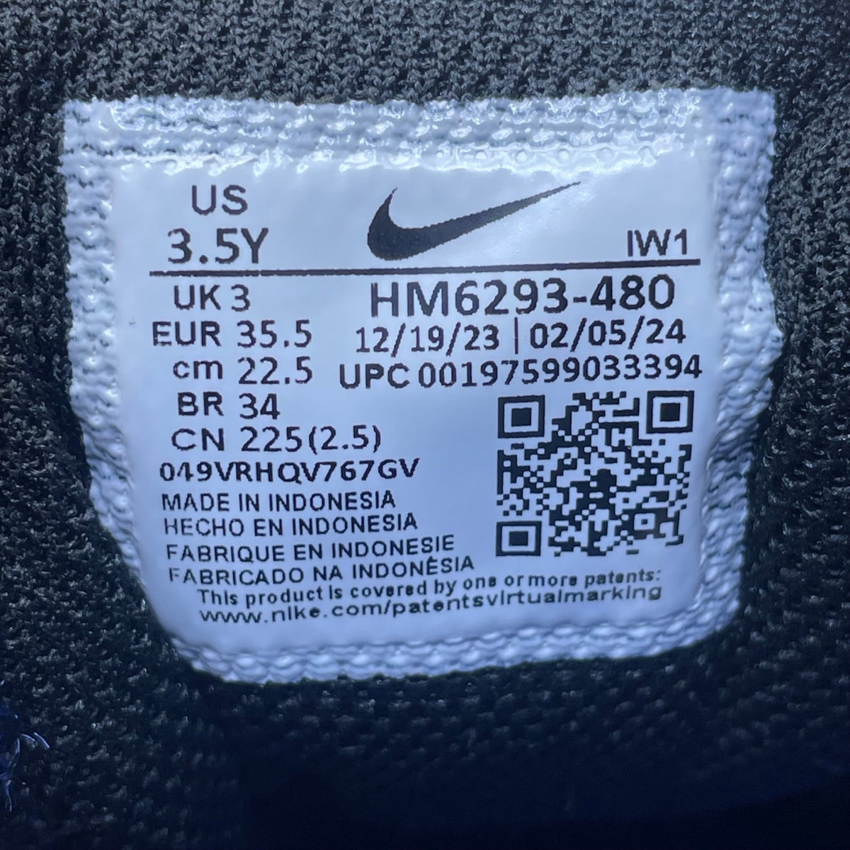 Nike Youth Black & Blue Synthetic Leather Lace-Up Casual Sneakers Size 3.5Y