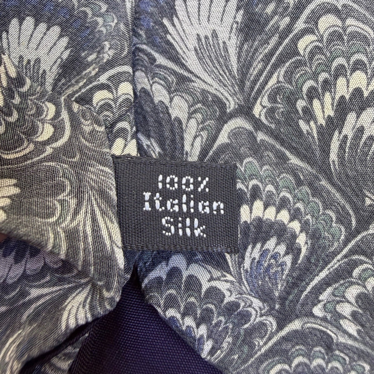Henry Grethel Mens Blue 100% Italian Silk Tie Fan Feather Pattern