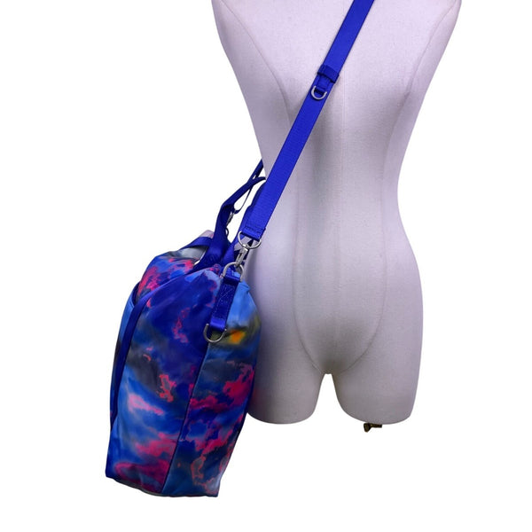 Fabletics Women’s Blue Multicolor Cloud Print Adjustable Straps Tote Bag