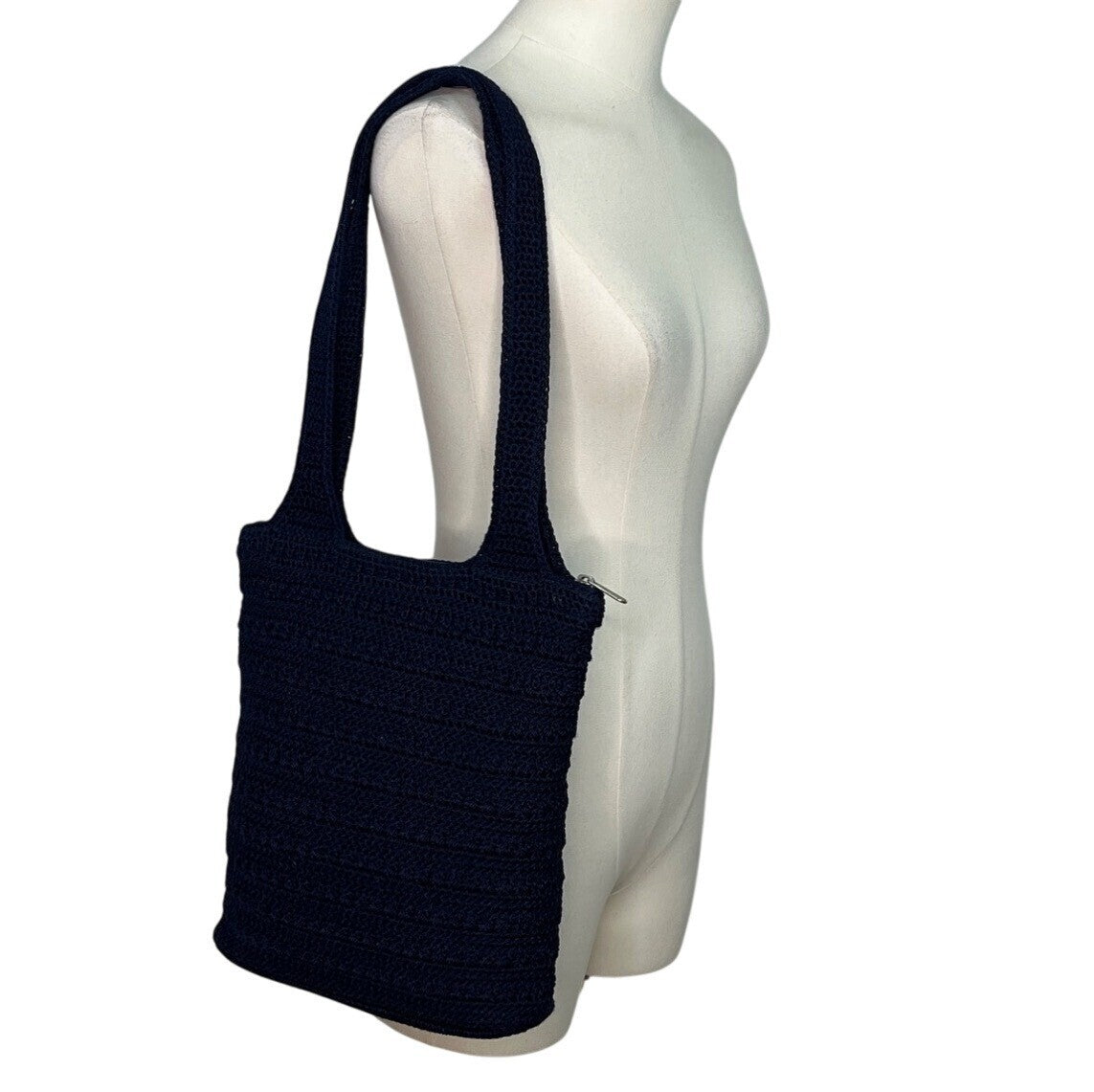 The Sak Women’s Navy Blue Crochet Zipper Closure Double Strap Shoulder Bag Sz M