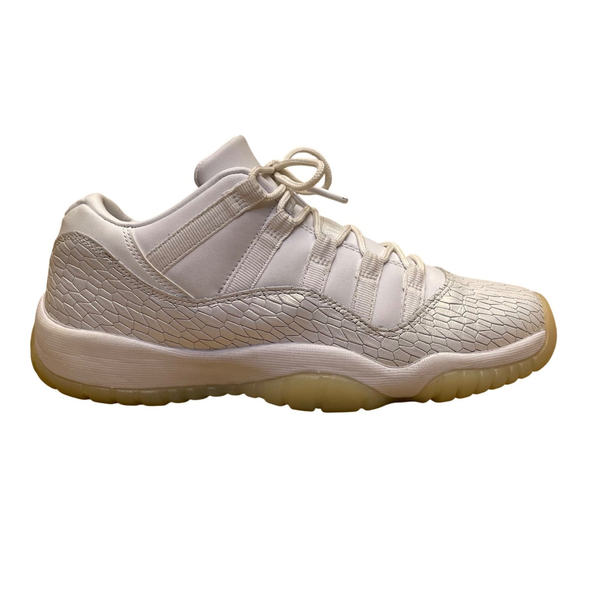 Air Jordan Youth Frost White Triple XI Retro Low Premium GS Sneakers Size 6.5Y