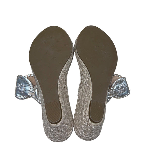 Jack Rogers Women’s Gold Metallic Floral Design Open Toe Wedge Sandals Size 8M