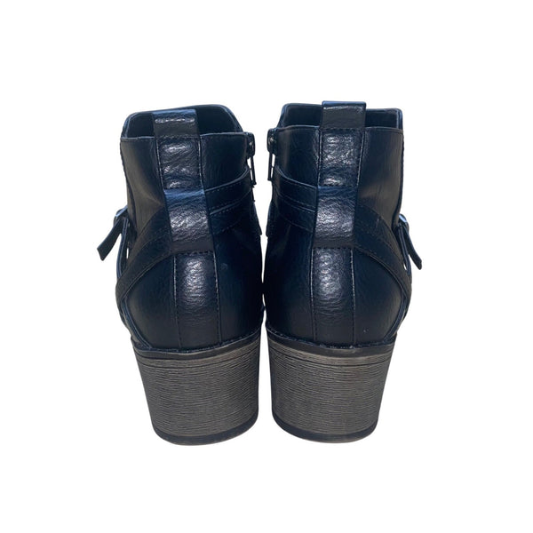 White Mt. Women’s Black Man-Made With Side Buckle Detail Ankle Boots Size 9.5M