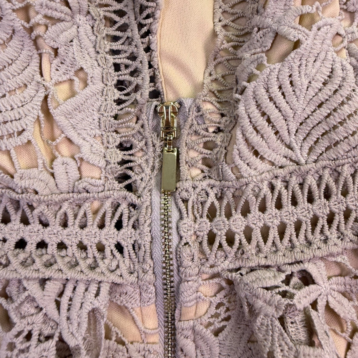Romeo & Juliet Couture Womens Beige Crochet Lace Sleeveless Dress Size M