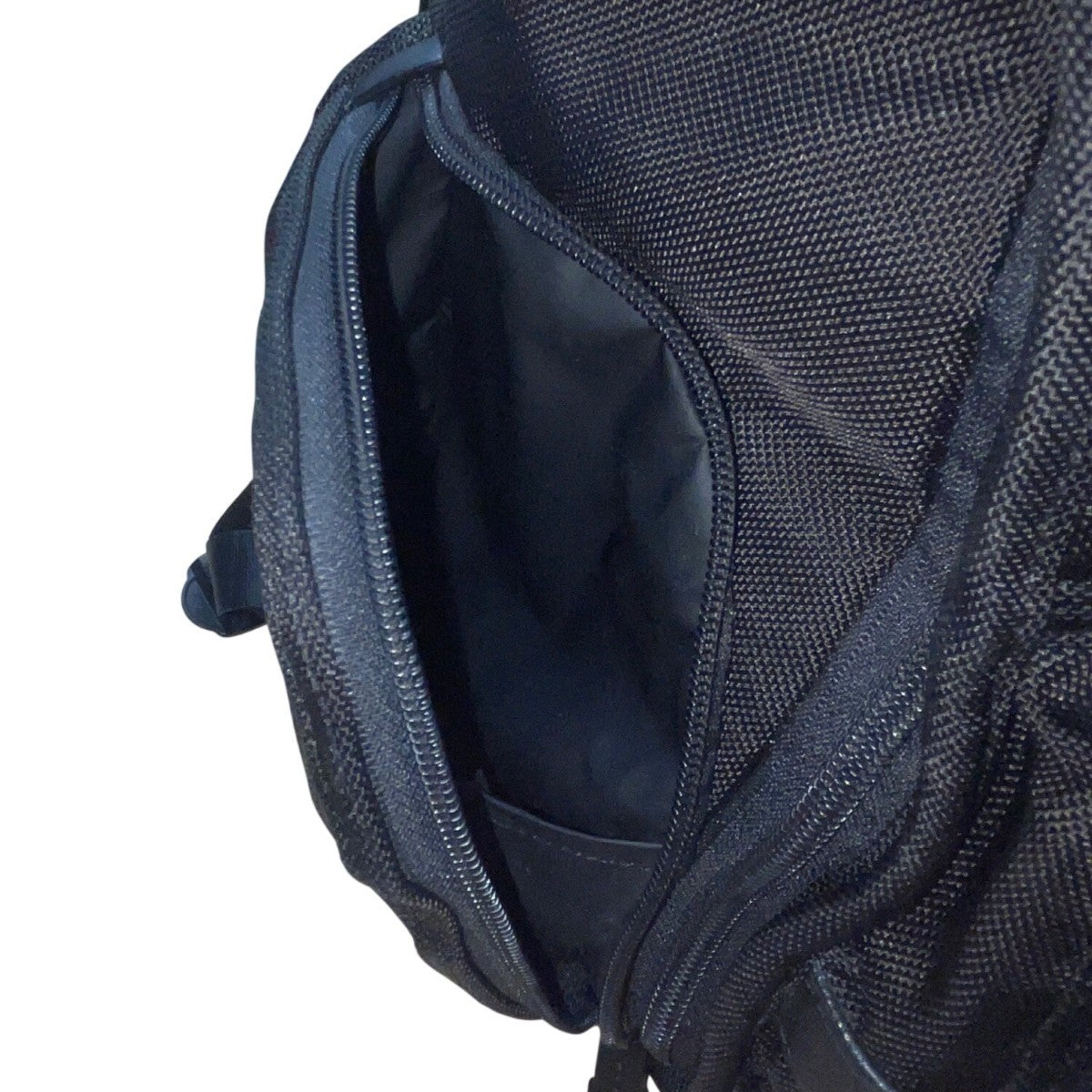 Tumi Men’s Black Nylon With Multiple Compartments Deluxe Laptop Backpack