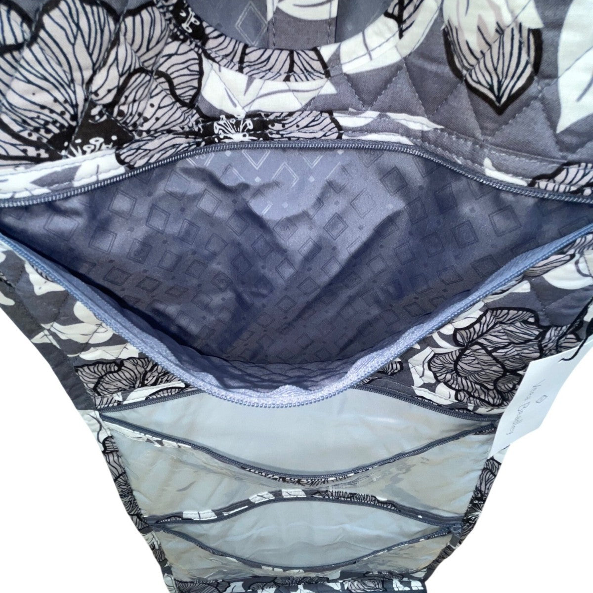 Vera Bradley Women’s Gray Quilted Floral Foldable Hanging Travel Organizer