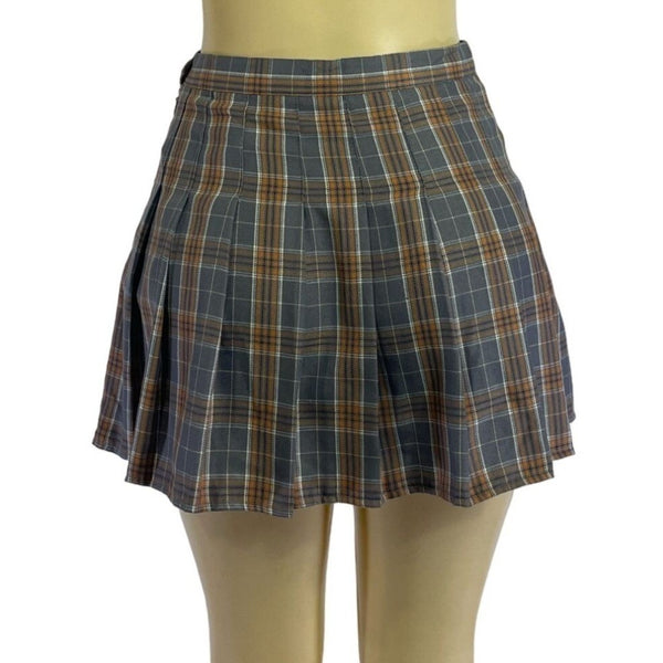 Plaid Pleated Mini Skirt With Button & Zipper Closure Size M - New