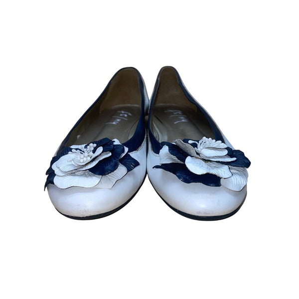 FS/NY Women’s White & Navy Leather Slip-On Floral Accent Ballet Flats Size 9