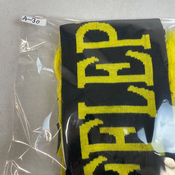 Universal Studios Harry Potter Hufflepuff Black and Yellow Reversable Scarf