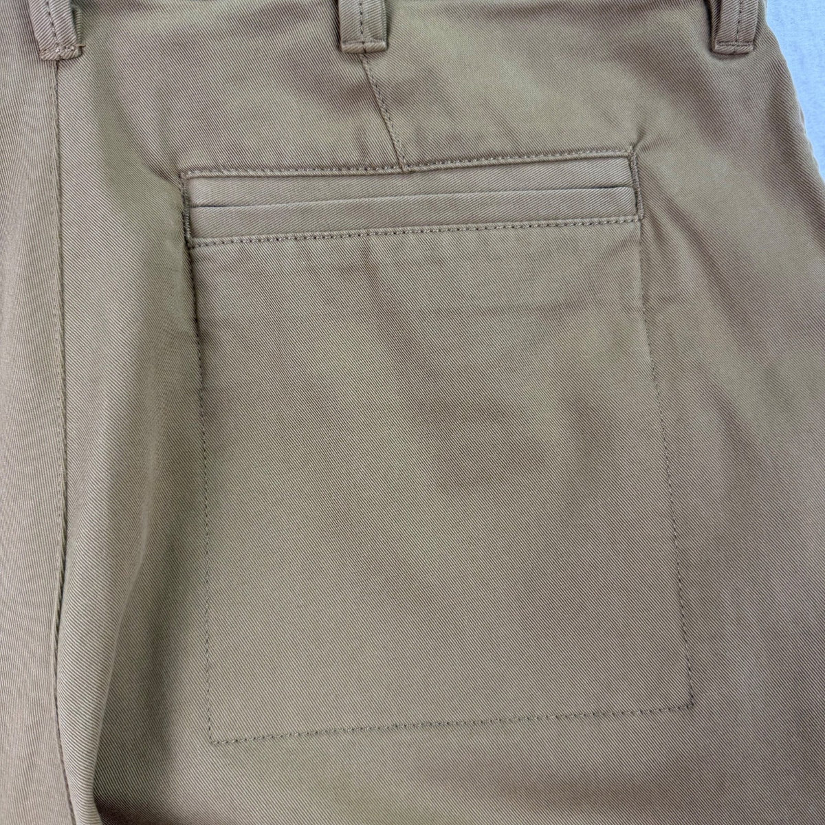 L.L.Bean Mens Khaki Coolmax Classic Fit Pants Comfortable Durable Sz 38Wx29L
