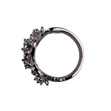 Vintage Unknown Womens Silver Tone Flower Ring W/ Clear Stones Size 7 Approx.