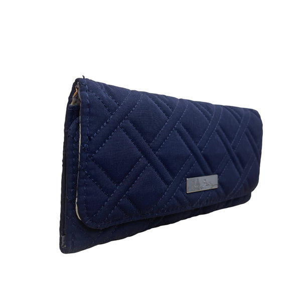 Vera Bradley Women’s Navy Quilted Fabric With Back Zip Pocket Wallet Clutch