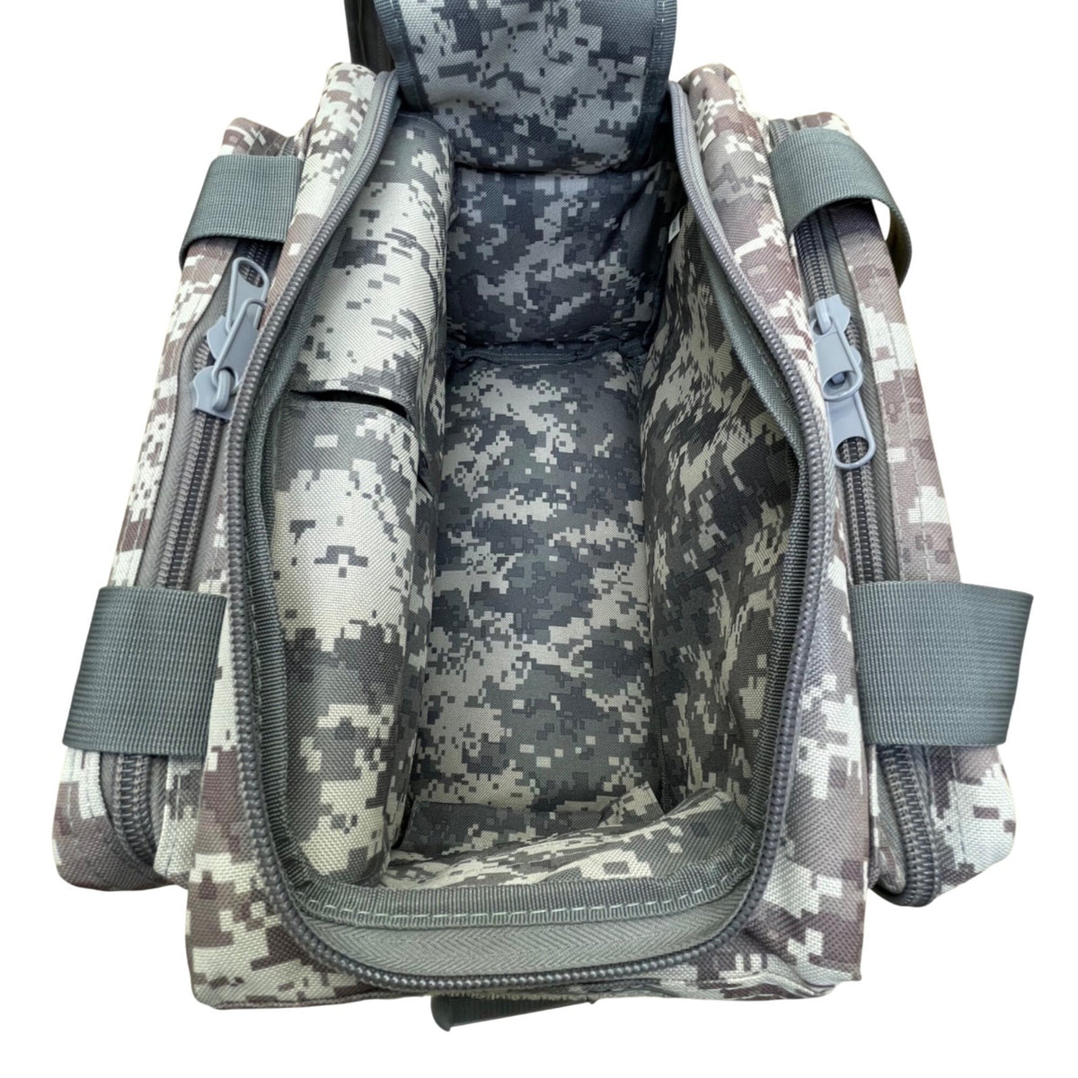 Safeguard Unisex Gray Camo Nylon Multipurpose Zipper Compartments Duffel Bag