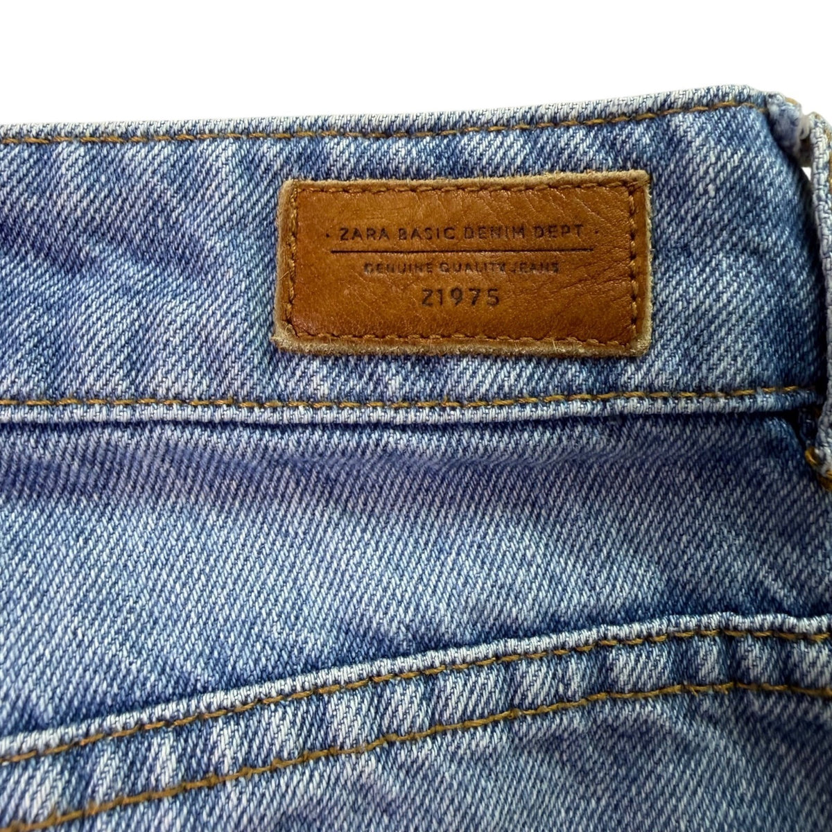 Zara Basic Women’s Blue Cotton Flare Ruffle Hem Jeans Button Fly Size 04