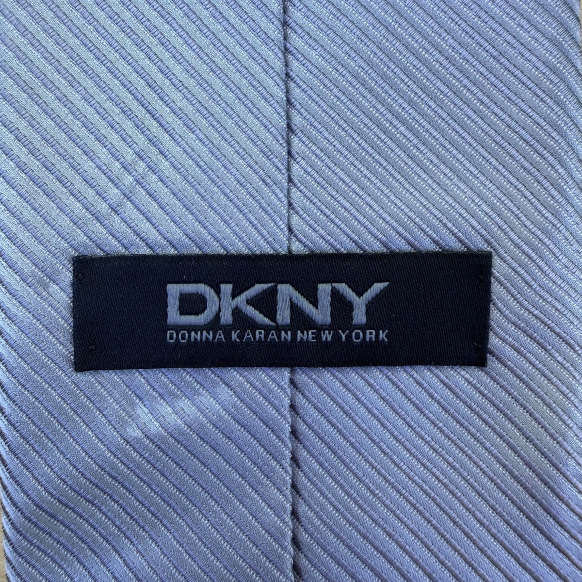 DKNY Mens Silver 100% Silk Textured Necktie Ribbed Detail Made In USA