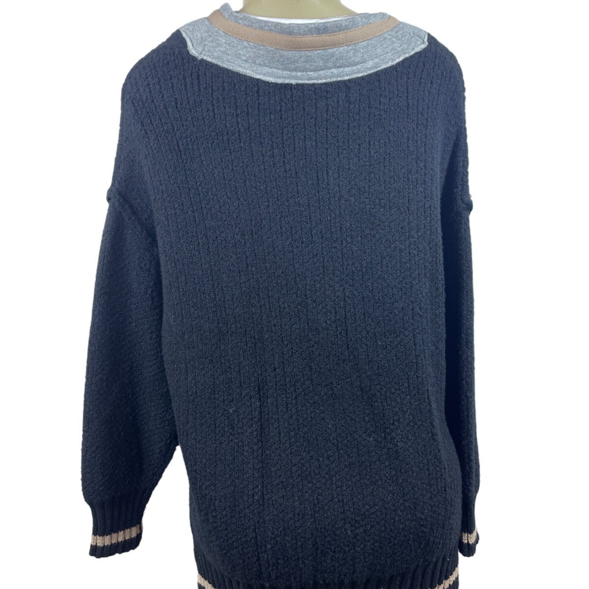 Vintage Hauana Women’s Black V Neck Sweater Sz S - NWT