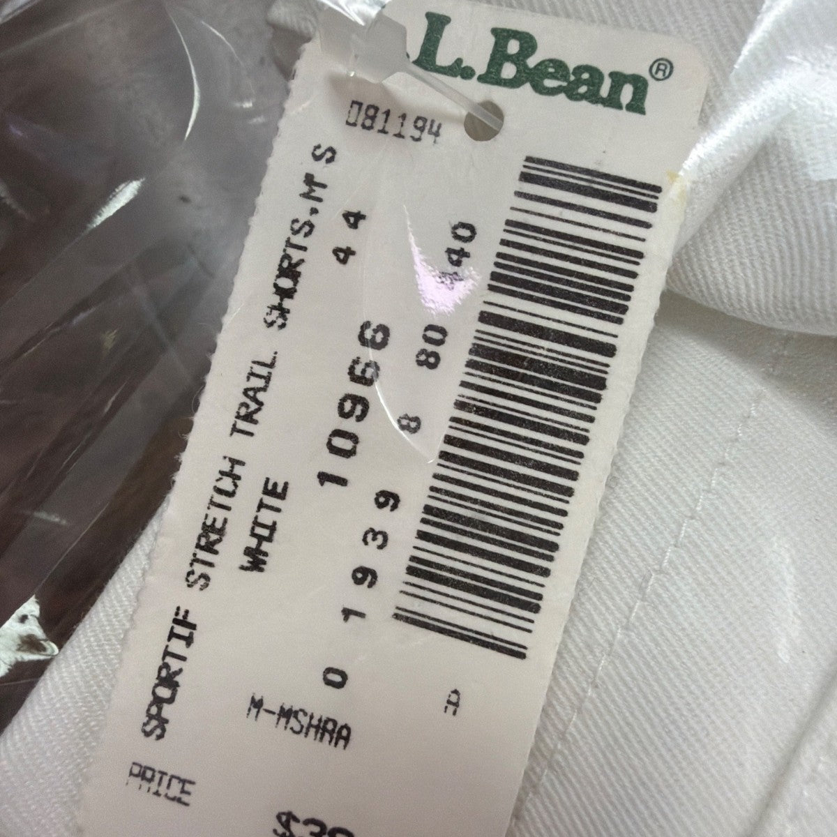 L.L Bean Sportif USA Mens White Cargo Shorts Comfortable Fit  Size L