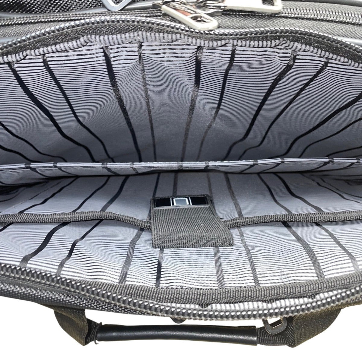 Kenneth Cole Reaction Men’s Black Nylon R-Tech 17.3” Laptop Business Case