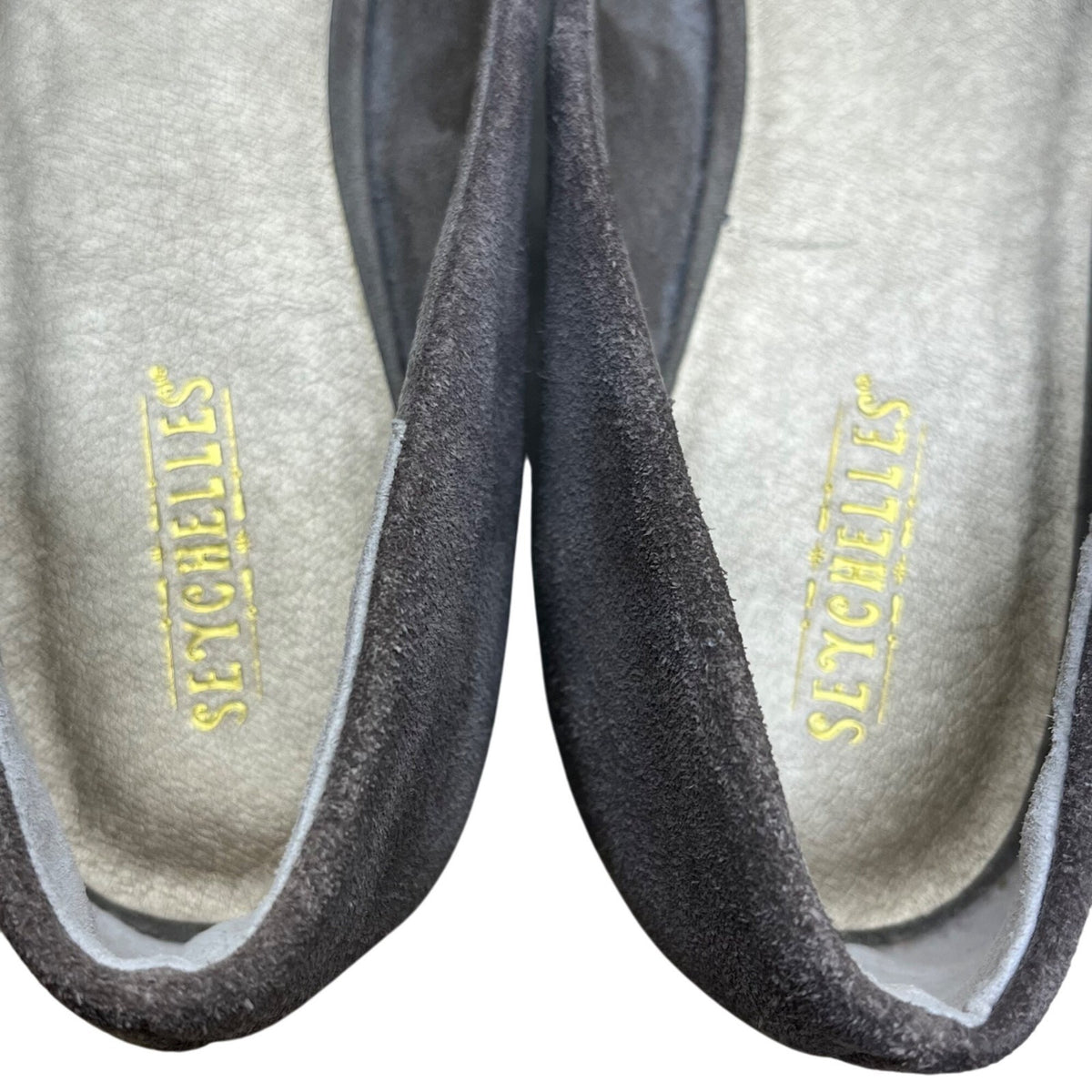 Seychelles Women’s Gray Suede Leather Low Heel Flats Size 8.5