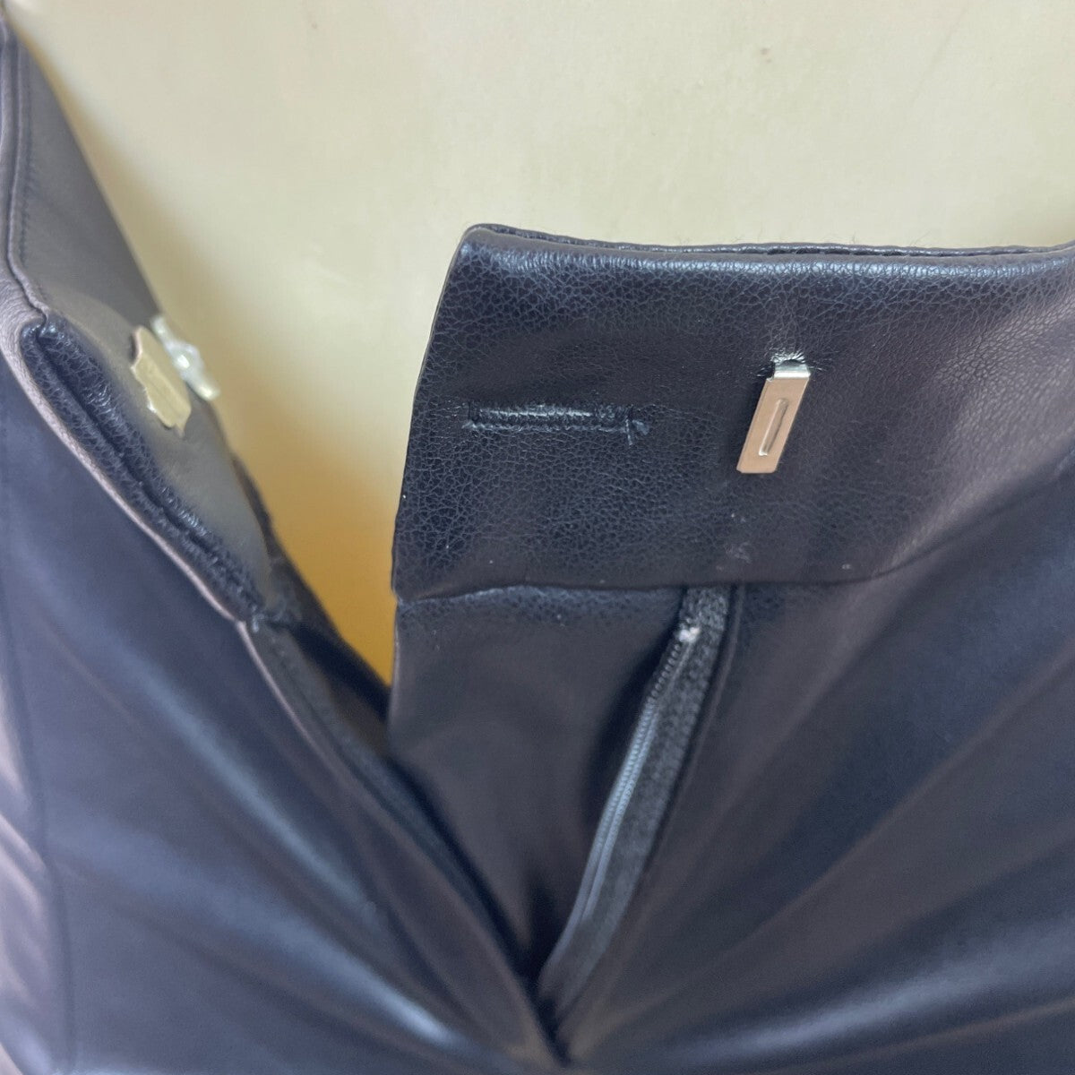 Avec Les Filles Black Cropped Faux Leather Pants High Rise Size S