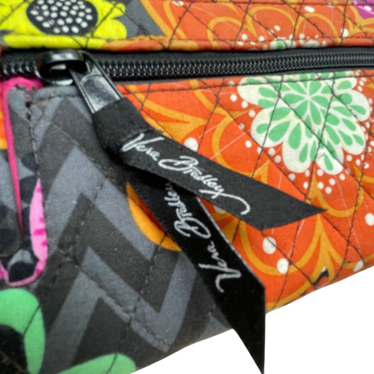 Vera Bradley Women’s Black Multicolor Quilted Floral Pattern Turnlock Wallet