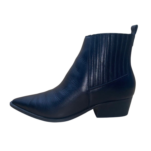 Marc Fisher Women’s Black Leather Block Heel Mlyarita Ankle Boots  Size 8.5M