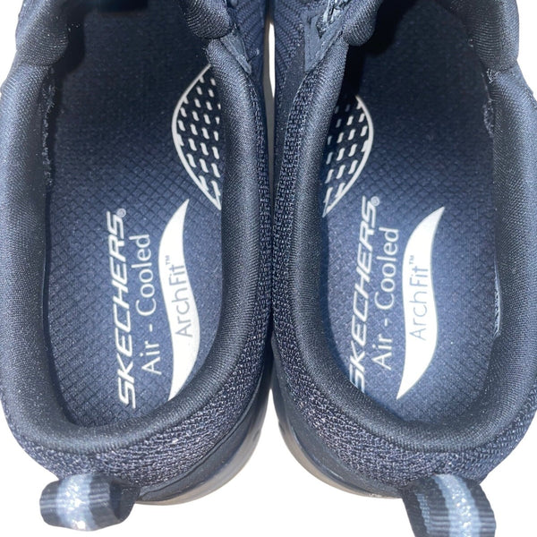 Skechers Women’s Black Arch Fit Slip-On Machine Washable Sneakers Size 7.5