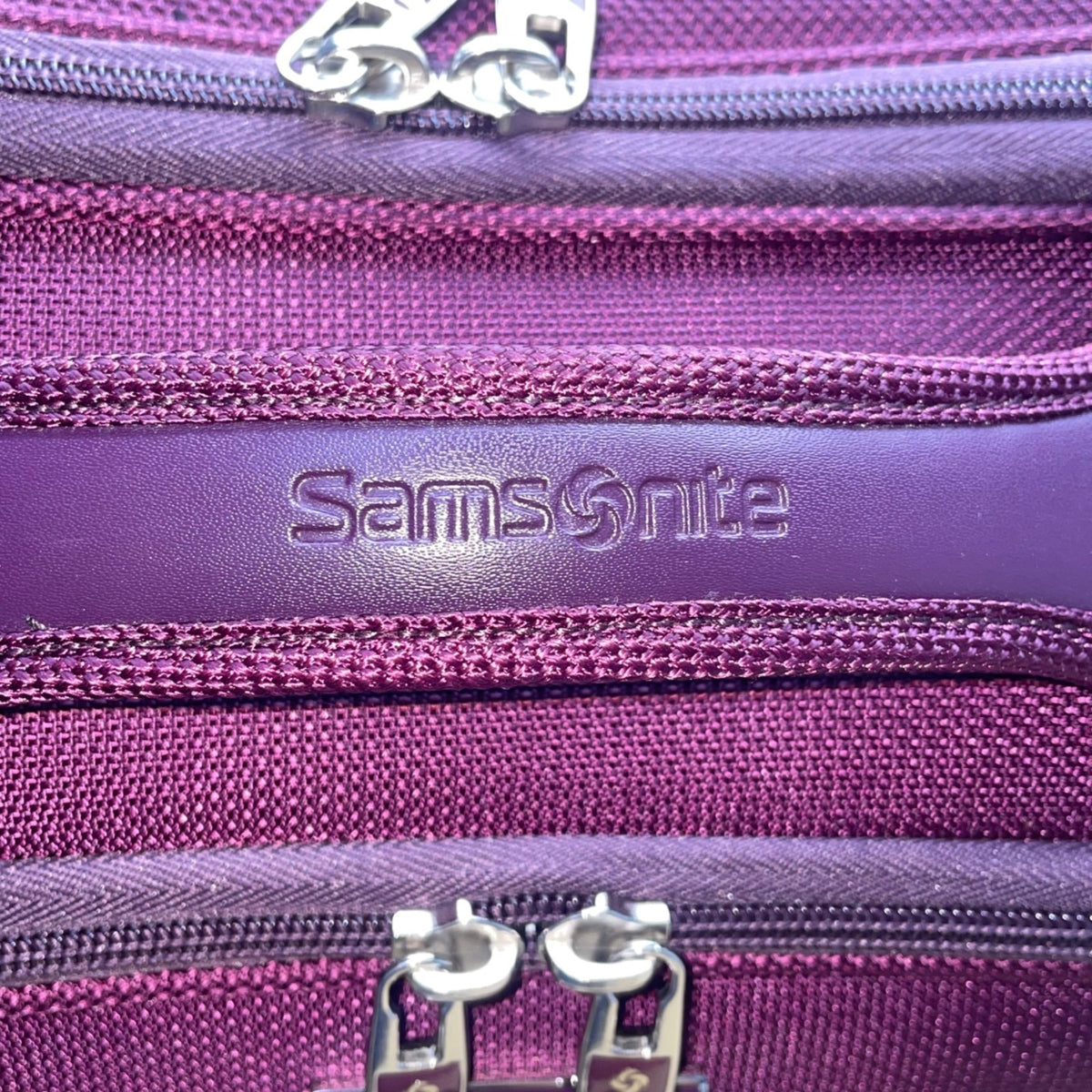 Samsonite Women’s Purple With Adjustable Strap Travel Carry-On Messenger Bag