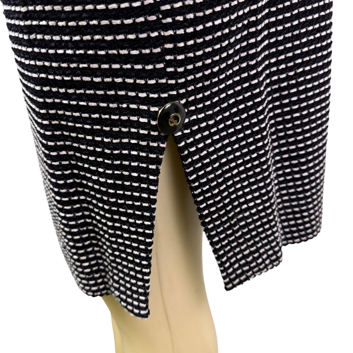 St. John Womens Black Knit Jacket & Skirt Set White Dotted Pattern Size  4 & 6