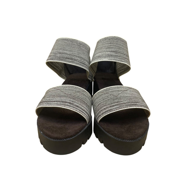 Women’s Black & Gray Lug Sole Stretchy Elastic Two Strap Sandals Size 7