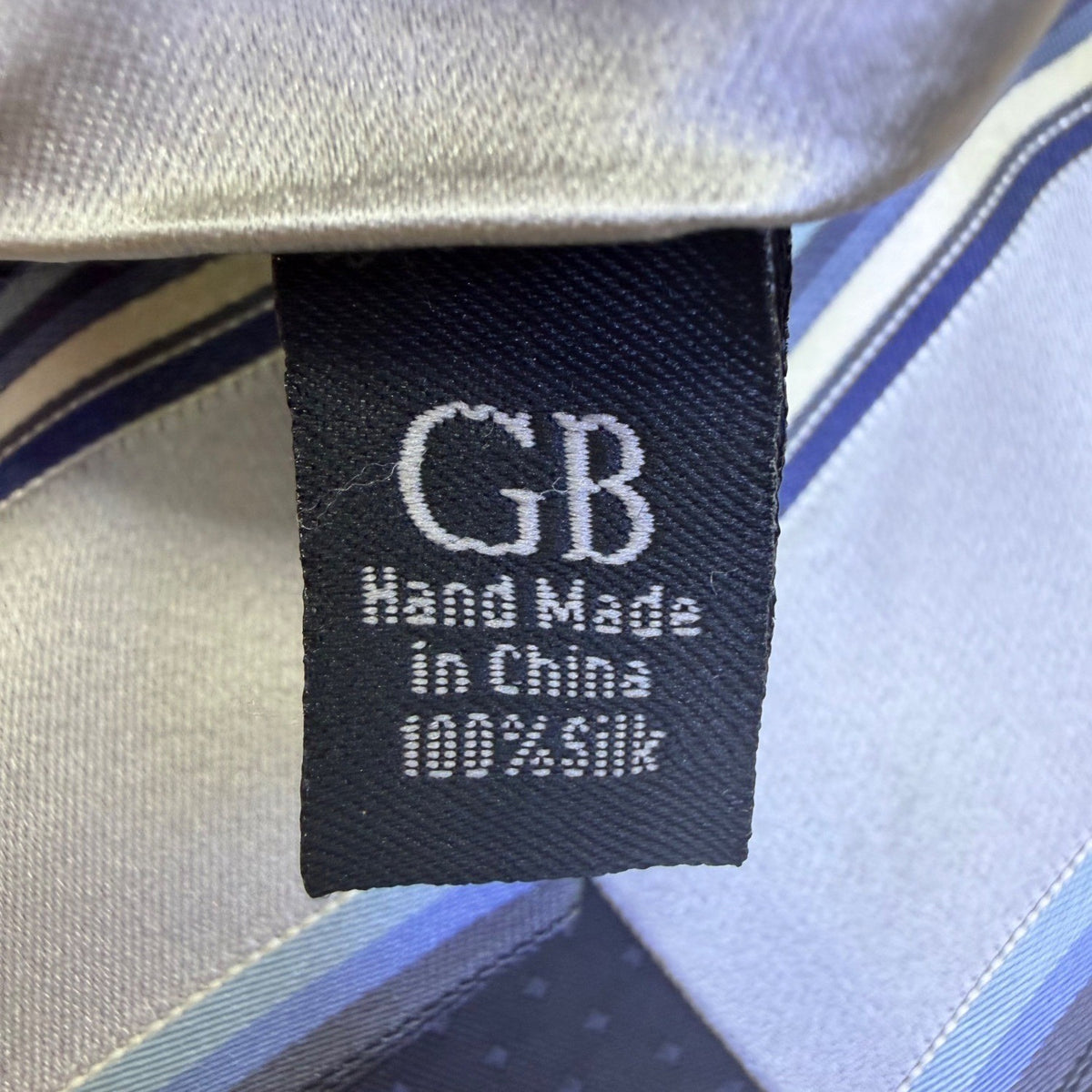 Geoffrey Beene Mens Blue Striped Silk Necktie Versatile Formal Business Wear