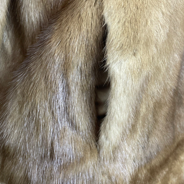 Vintage Thalhimers Women's Brown Fur Coat With 3/4 Sleeves & Hook Closure