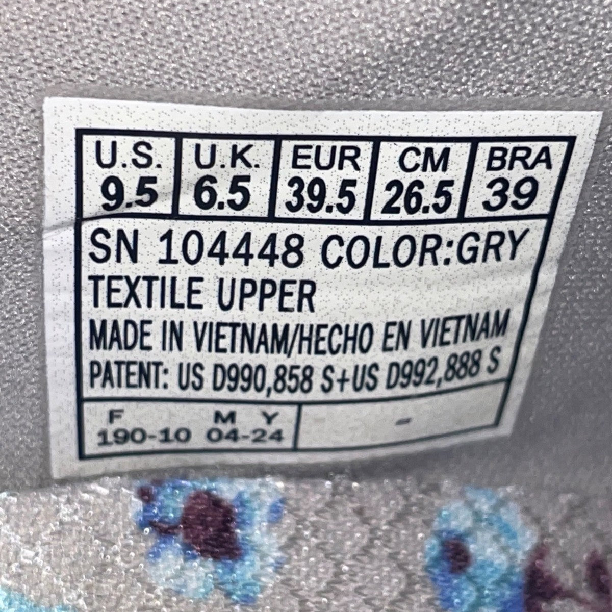 Skechers Women’s Gray Vegan Fabric Hand-Free Slip-Ins Machine Washable Shoes 9.5